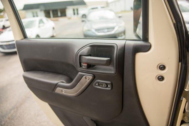 Jeep Wrangler  2011
