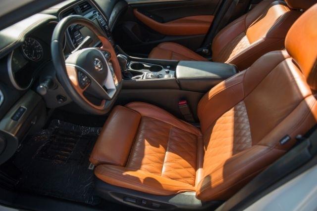 Nissan Maxima  2020