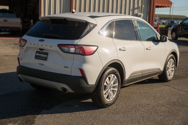 Ford Escape Hybrid  2021