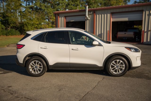 Ford Escape Hybrid  2021