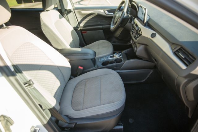 Ford Escape Hybrid  2021