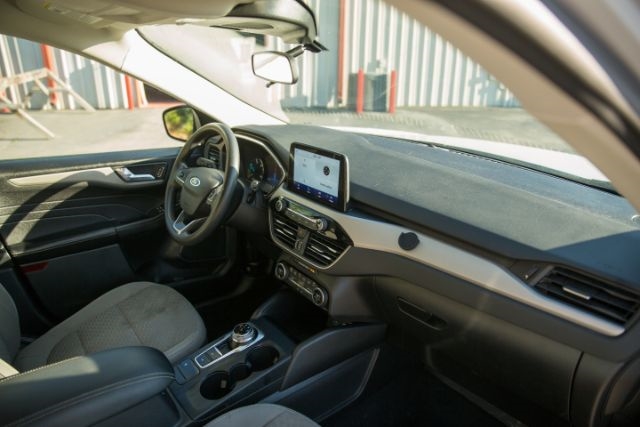 Ford Escape Hybrid  2021