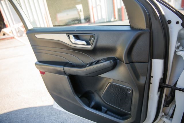 Ford Escape Hybrid  2021