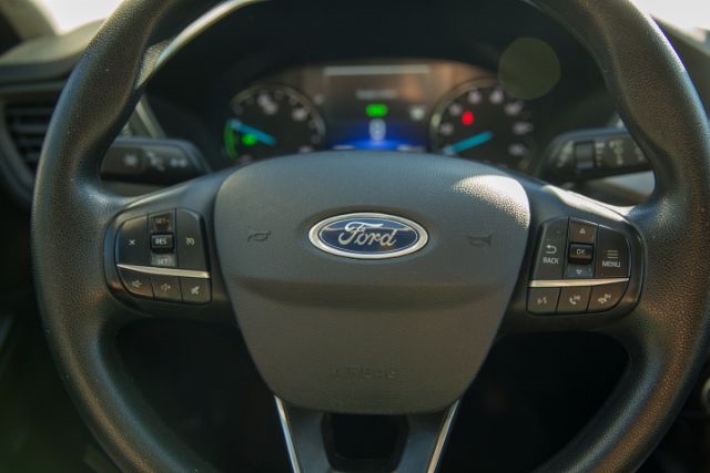 Ford Escape Hybrid  2021