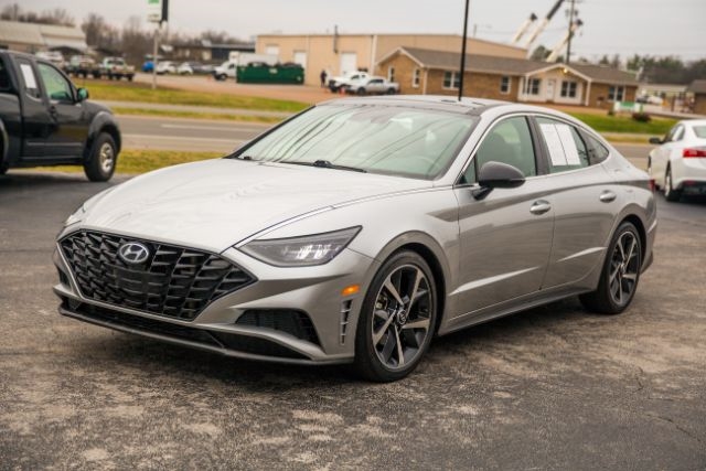 Hyundai Sonata  2021