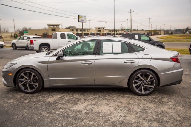 Hyundai Sonata  2021