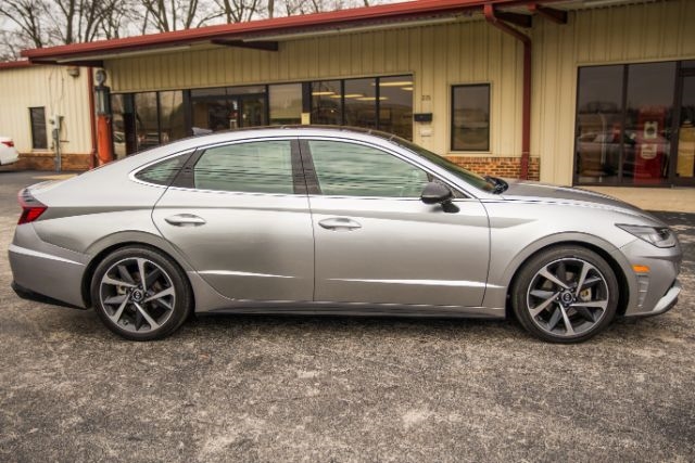 Hyundai Sonata  2021