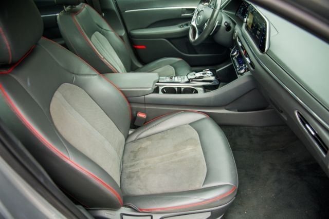 Hyundai Sonata  2021