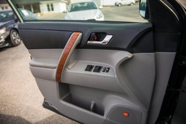 Toyota Highlander  2010