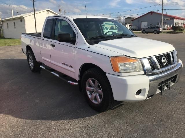Nissan Titan  2011