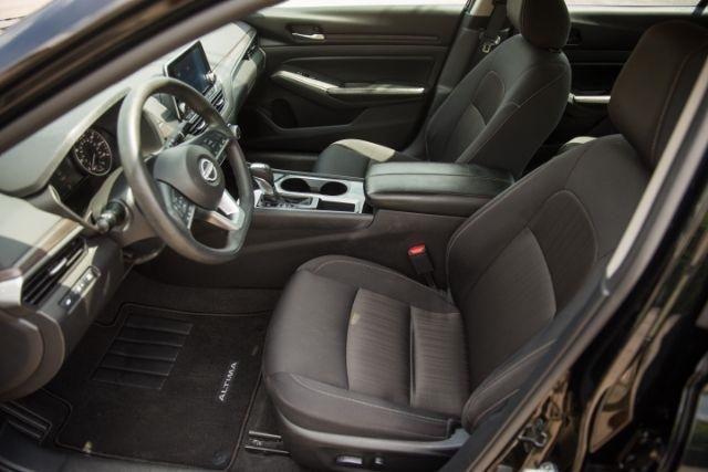 Nissan Altima  2024