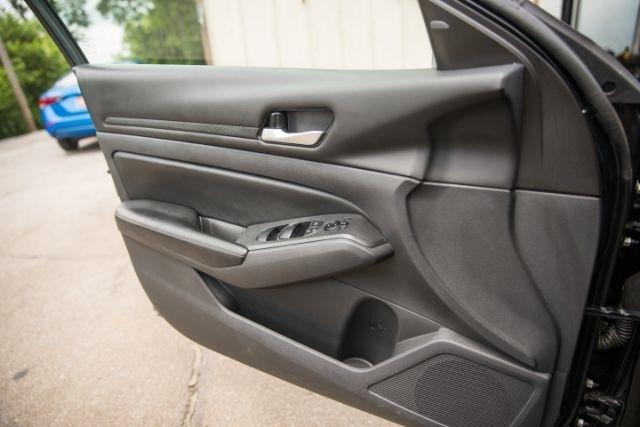 Nissan Altima  2024
