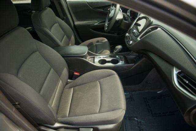 Chevrolet Malibu  2025