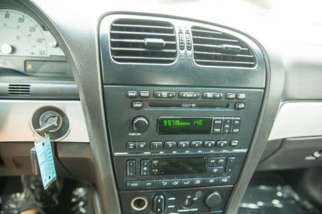 Ford Thunderbird  2002
