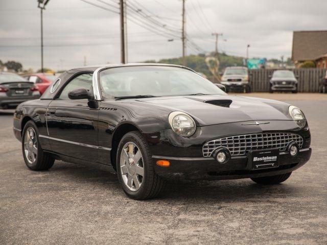 Ford Thunderbird  2002
