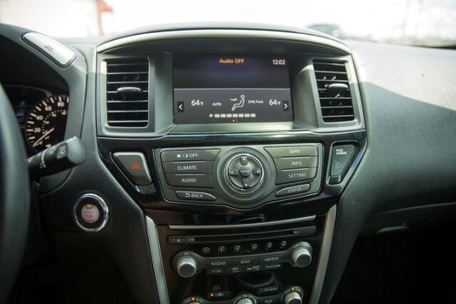 Nissan Pathfinder  2020 Nissan Pathfinder  2020