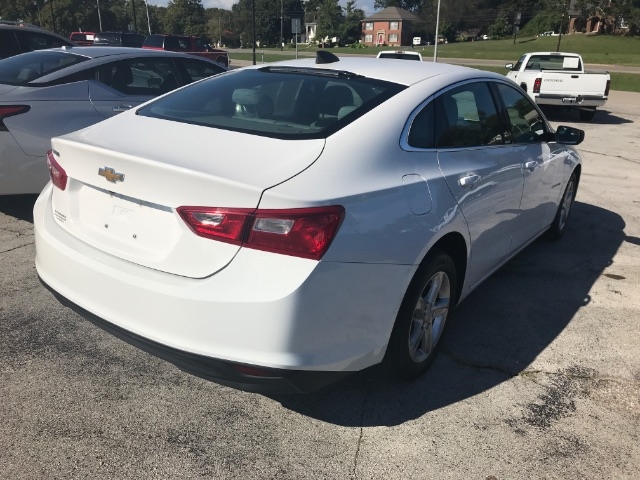 2020 Chevrolet Malibu LS photo 3