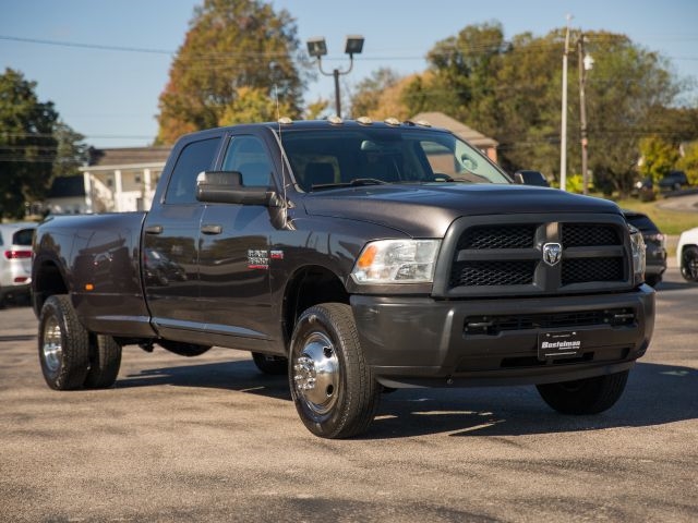 2016 Ram 3500 Tradesman photo 2
