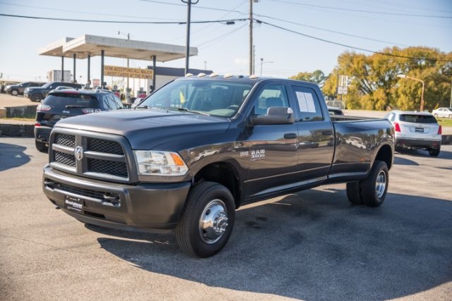 2016 Ram 3500 Tradesman photo 4