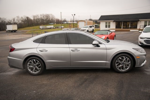 Hyundai Sonata  2020