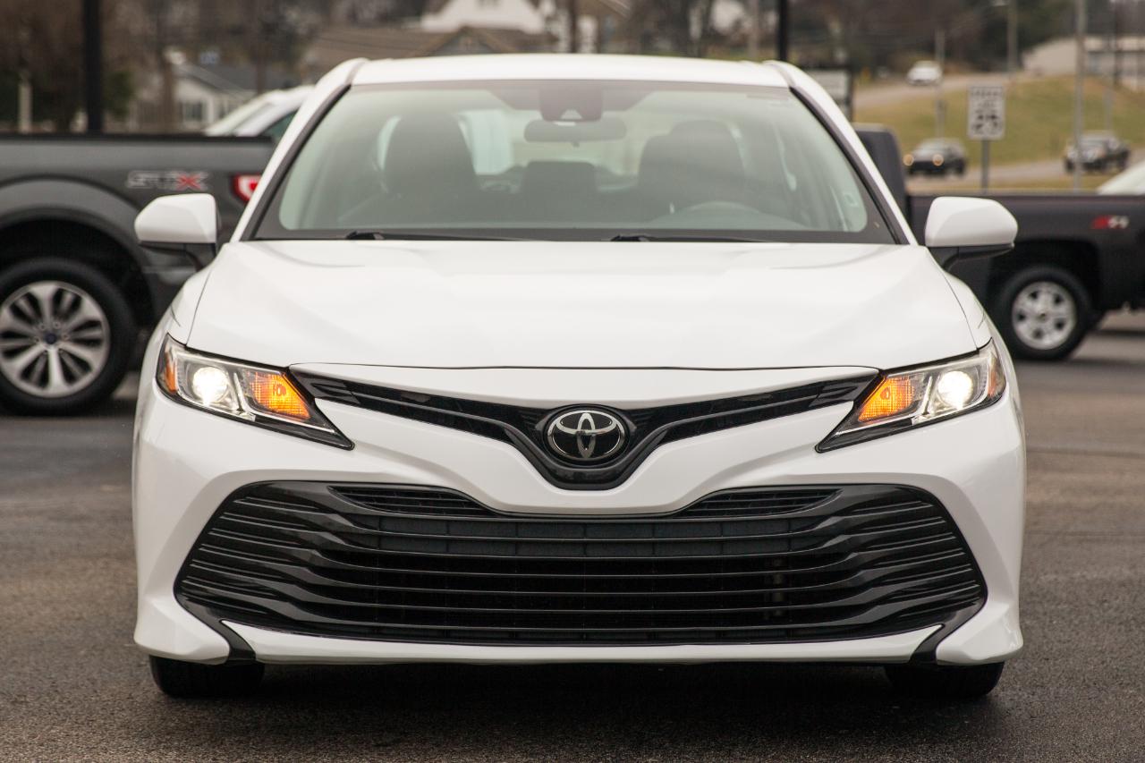 Toyota Camry  2019