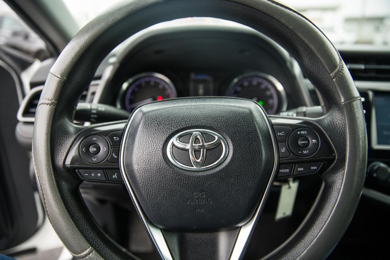 Toyota Camry  2019