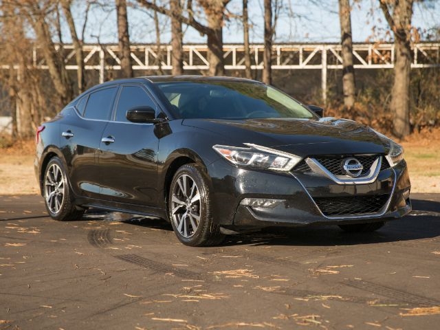 Nissan Maxima  2017