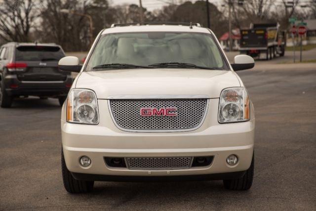 GMC Yukon Denali  2013