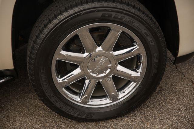 GMC Yukon Denali  2013