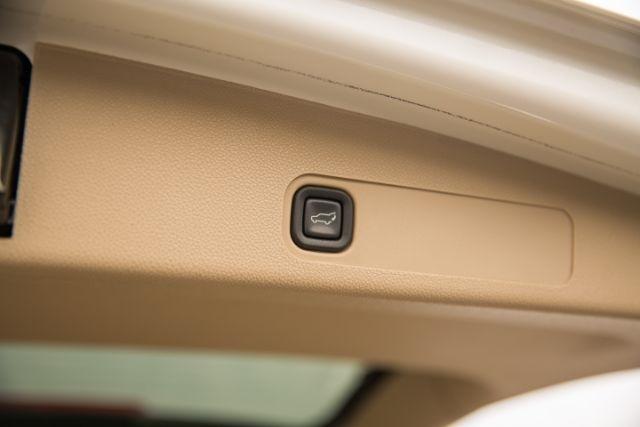 GMC Yukon Denali  2013