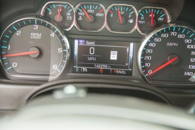 Chevrolet Suburban  2018