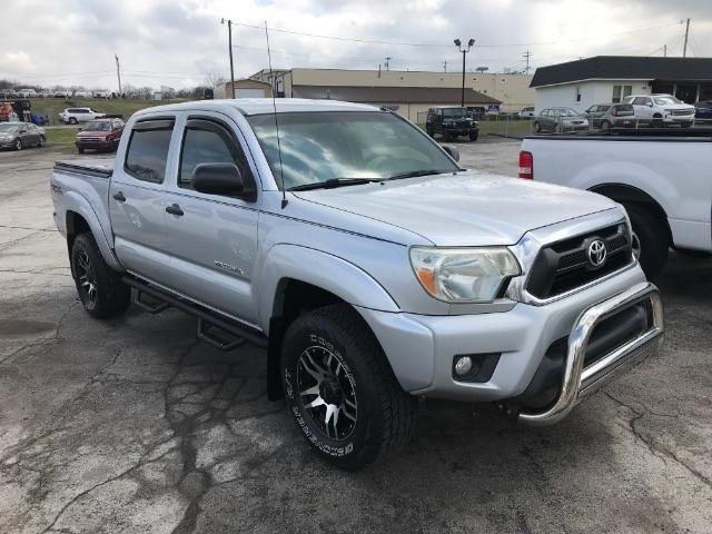 Toyota Tacoma  2013
