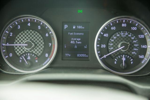 Hyundai Elantra  2020