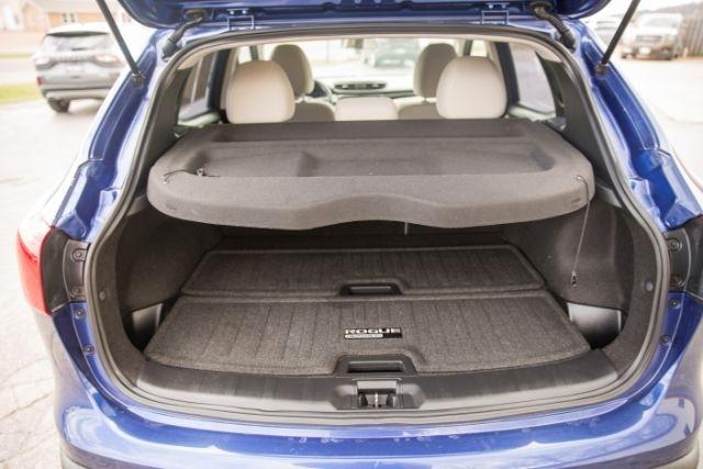 Nissan Rogue Sport  2018