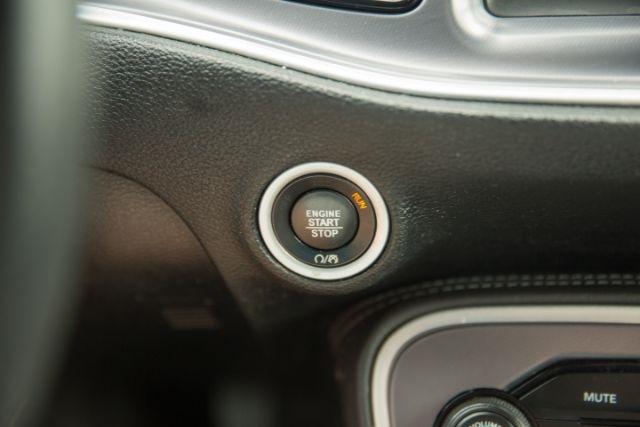 Dodge Challenger  2019