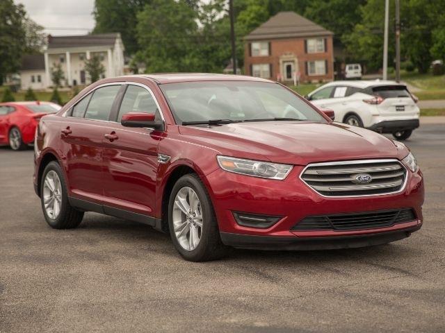 Ford Taurus  2016