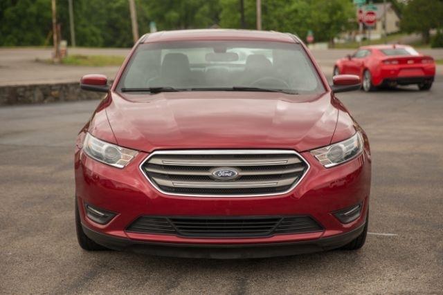Ford Taurus  2016