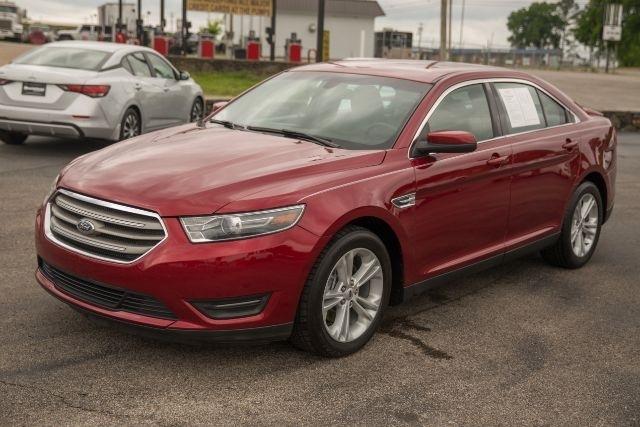 Ford Taurus  2016