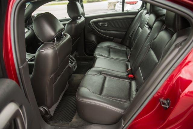 Ford Taurus  2016