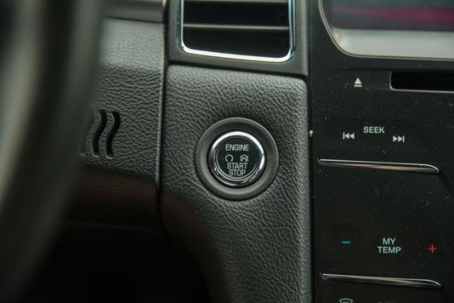 Ford Taurus  2016