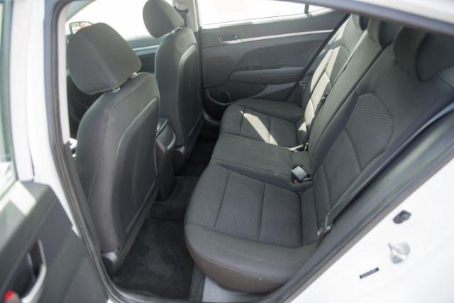 Hyundai Elantra  2020