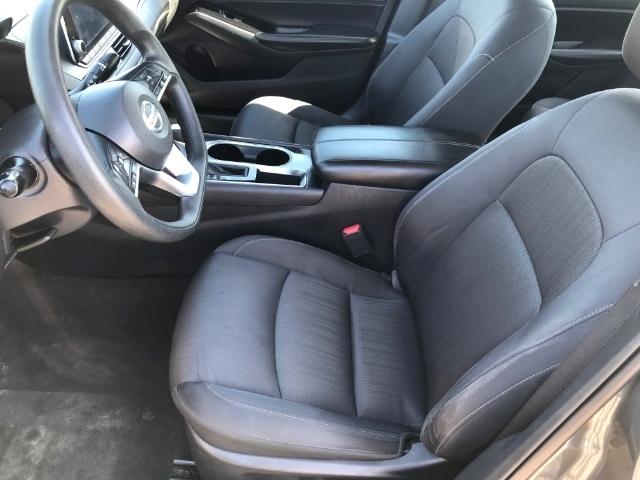 Nissan Altima  2021