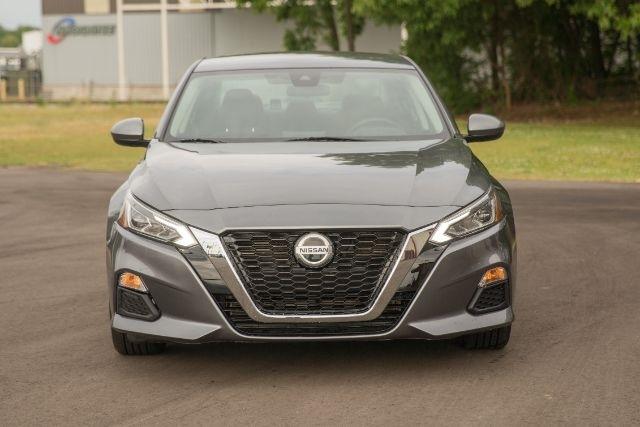 Nissan Altima  2021