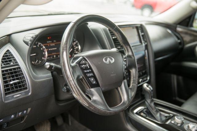 Infiniti QX80  2021