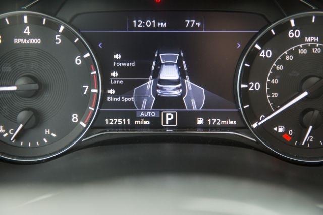Infiniti QX80  2021