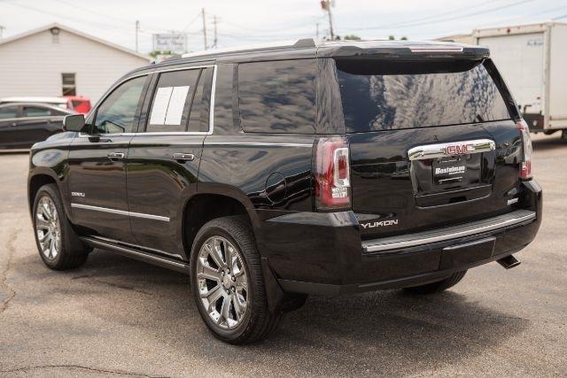 GMC Yukon Denali  2016