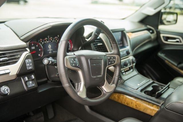 GMC Yukon Denali  2016