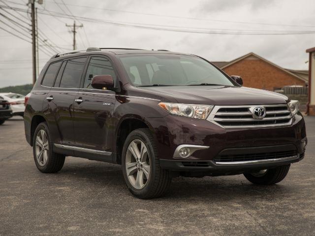 Toyota Highlander  2013