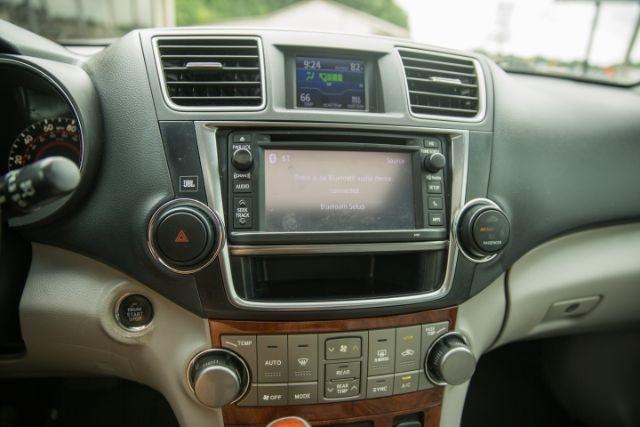 Toyota Highlander  2013