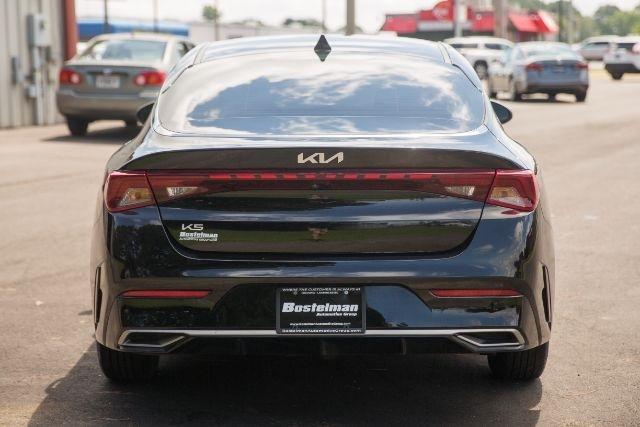 Kia K5  2023